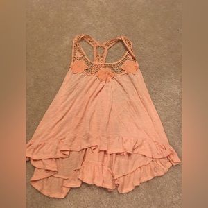 2 super cute tanktops